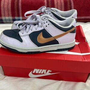 NIKE DUNKS KIDS 3.5
